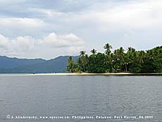 один из многочисленных островов зал. Пакданан, Палаван, Филиппины